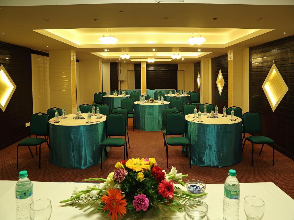 Renest Tirupati Hotel Exterior photo